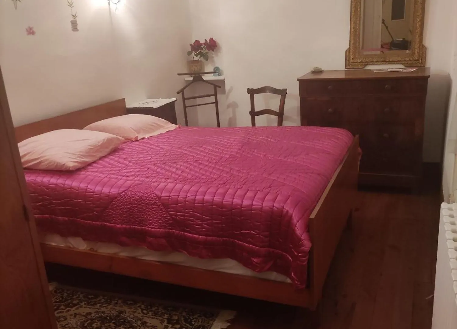 Maison De Village contacts